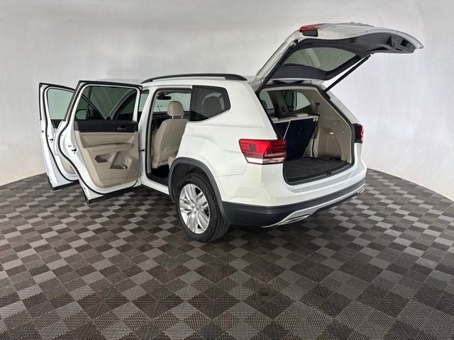 2020 Volkswagen Atlas 2.0T SE w/Technology w/Technology