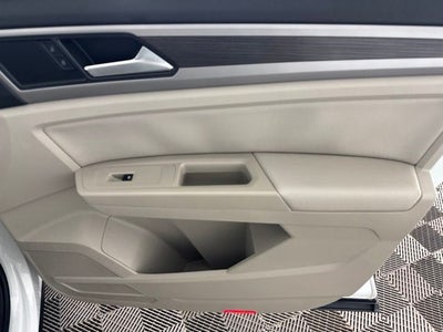2020 Volkswagen Atlas 2.0T SE w/Technology w/Technology