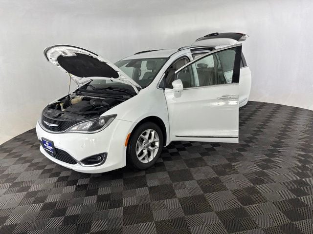 2020 Chrysler Pacifica Touring L Plus
