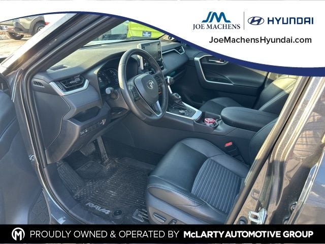 2019 Toyota RAV4 Hybrid XSE