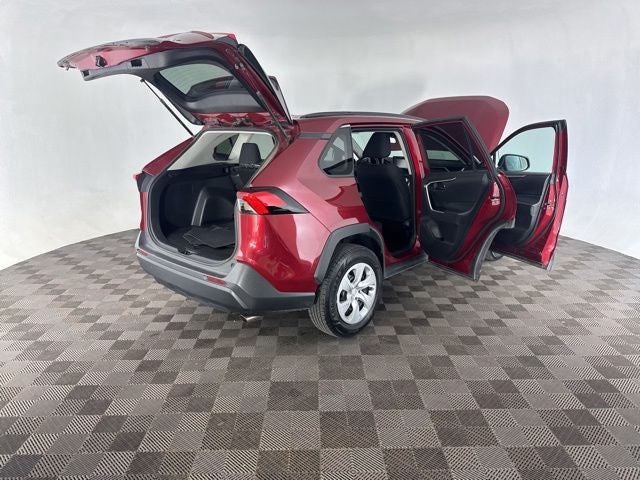 2021 Toyota RAV4 LE AWD