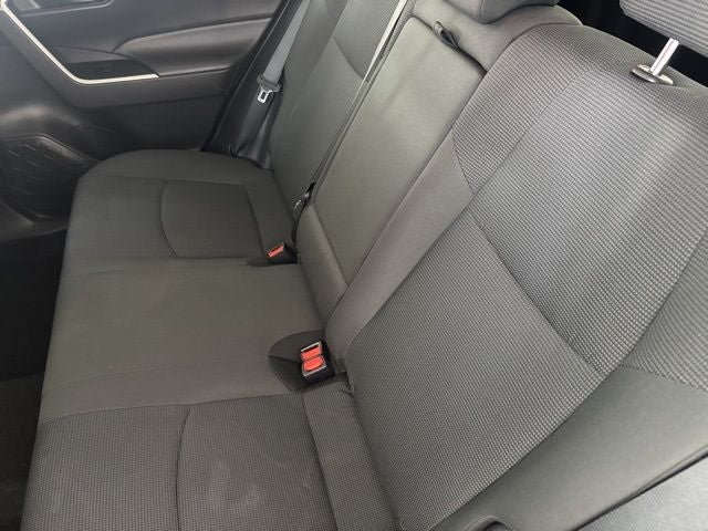 2021 Toyota RAV4 LE AWD