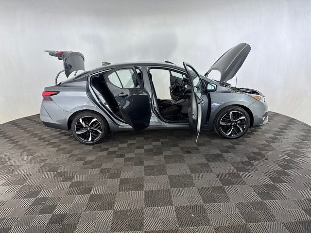 2024 Nissan Versa 1.6 SR