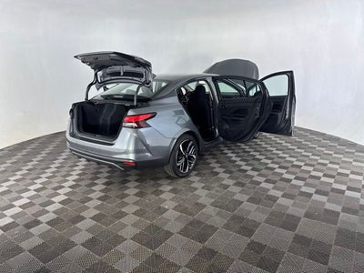 2024 Nissan Versa 1.6 SR