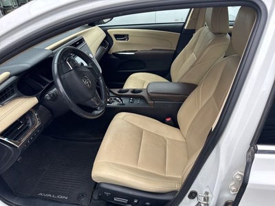 2018 Toyota Avalon Hybrid Base