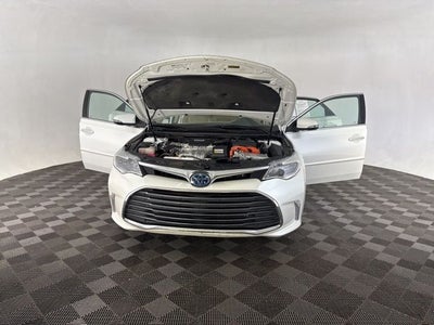 2018 Toyota Avalon Hybrid Base