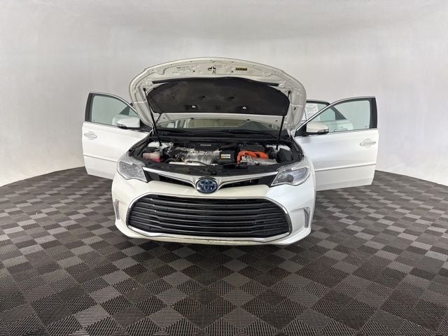 2018 Toyota Avalon Hybrid Base
