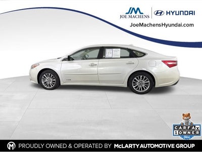 2018 Toyota Avalon Hybrid Base