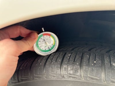 2018 Toyota Avalon Hybrid Base