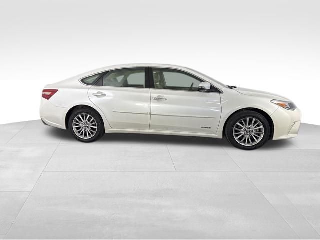 2018 Toyota Avalon Hybrid Base