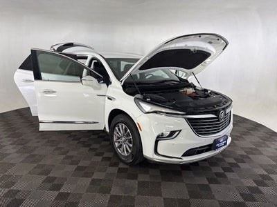 2023 Buick Enclave Essence AWD