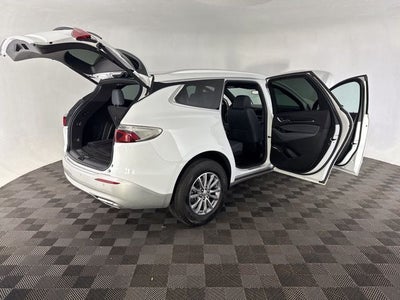 2023 Buick Enclave Essence AWD