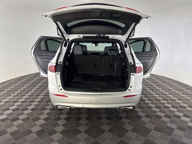 2023 Buick Enclave Essence AWD