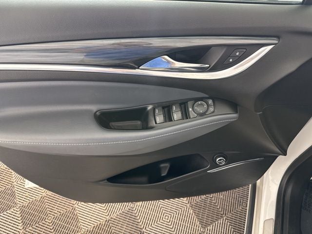 2023 Buick Enclave Essence AWD