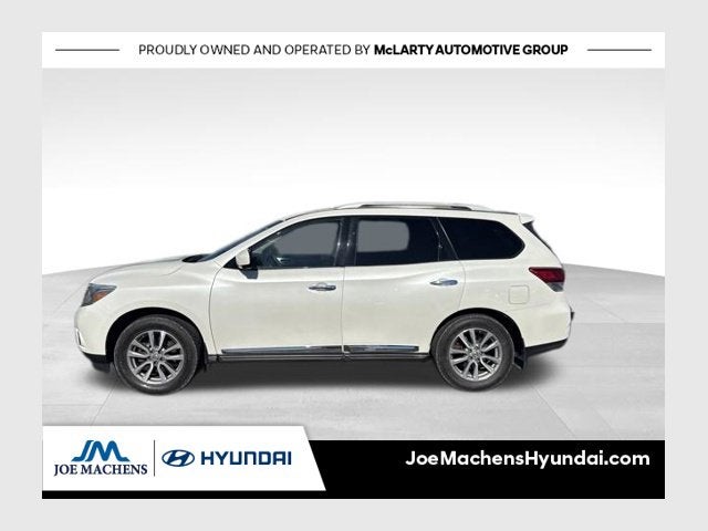 2016 Nissan Pathfinder SL