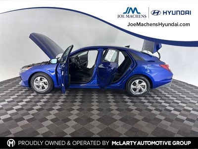 2021 Hyundai Elantra SE