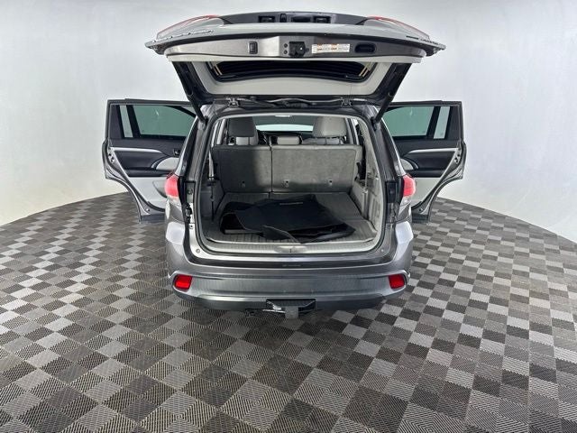 2019 Toyota Highlander LE Plus