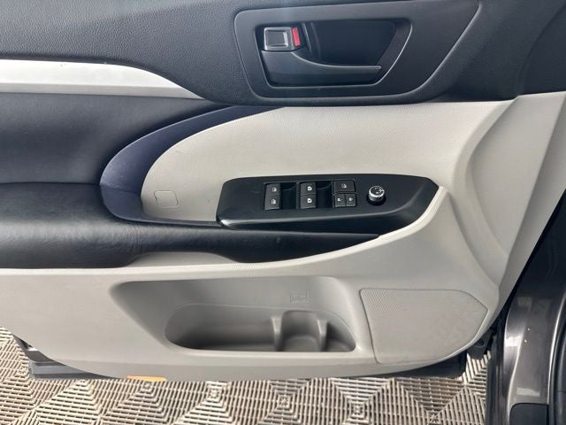 2019 Toyota Highlander LE Plus