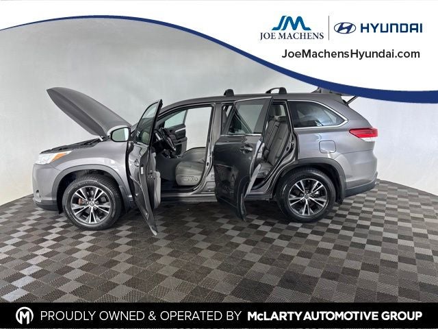 2019 Toyota Highlander LE Plus