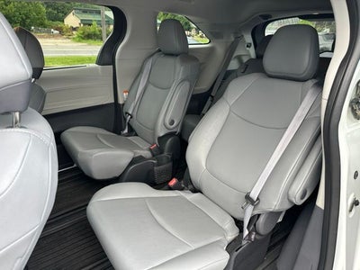 2023 Toyota Sienna XLE 7 Passenger