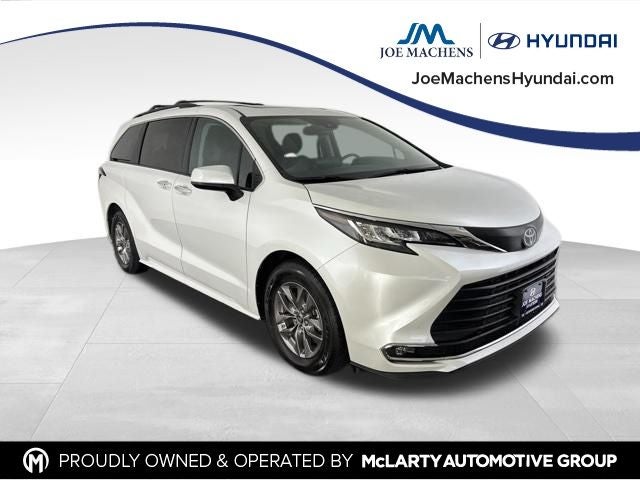 2023 Toyota Sienna XLE 7 Passenger