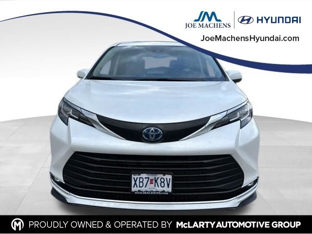 2023 Toyota Sienna XLE 7 Passenger