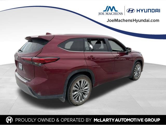 2023 Toyota Highlander Platinum