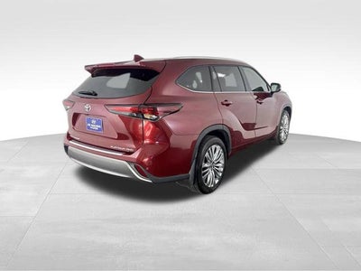 2024 Toyota Highlander Platinum