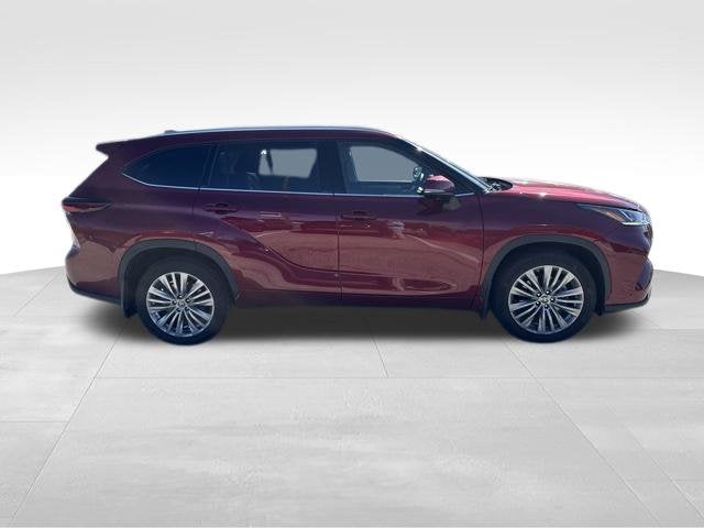 2024 Toyota Highlander Platinum