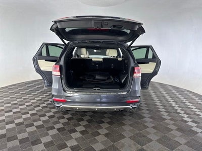 2016 Kia Sorento SX Limited