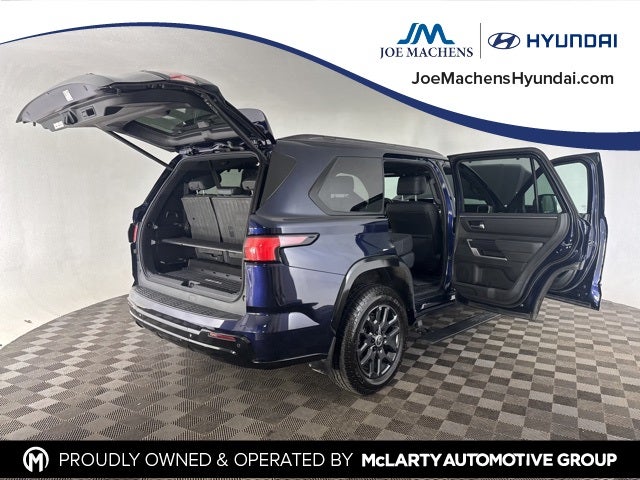 2024 Toyota Sequoia Platinum 4WD