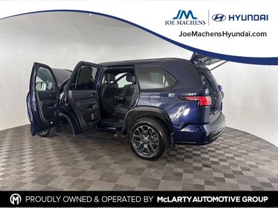 2024 Toyota Sequoia Platinum 4WD