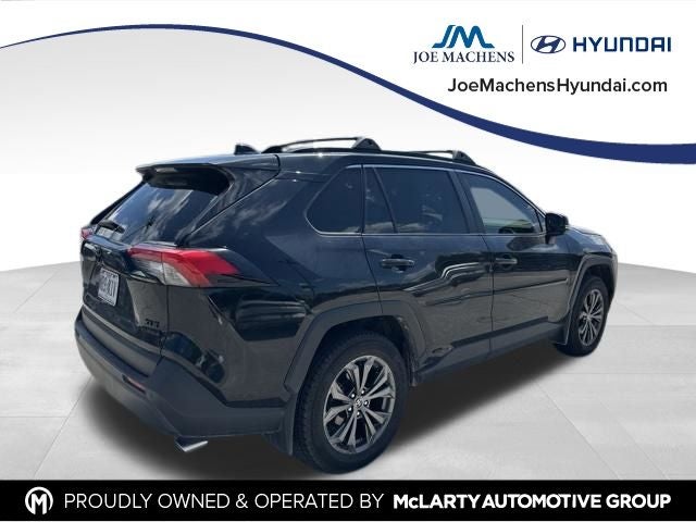 2022 Toyota RAV4 Hybrid XLE Premium
