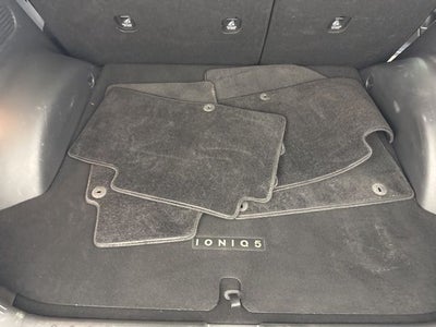 2023 Hyundai IONIQ 5 SE