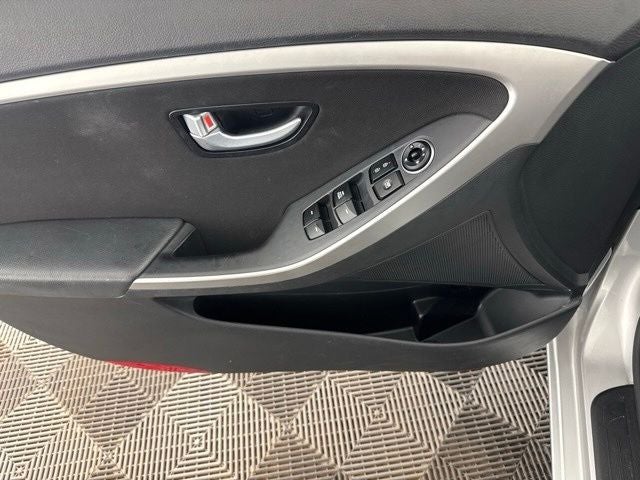 2016 Hyundai Elantra GT Base