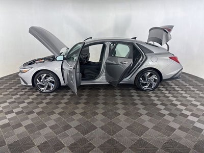2025 Hyundai Elantra Hybrid SEL Sport