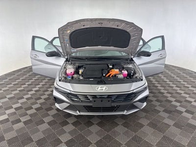 2025 Hyundai Elantra Hybrid SEL Sport