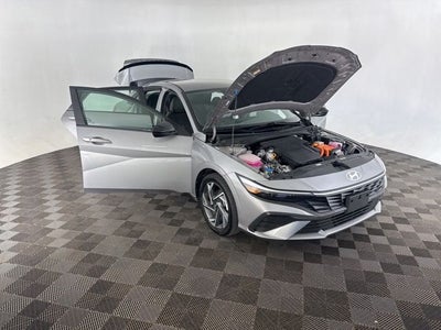2025 Hyundai Elantra Hybrid SEL Sport