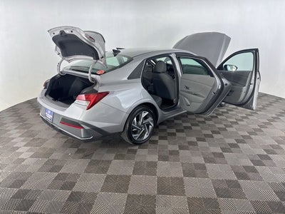 2025 Hyundai Elantra Hybrid SEL Sport