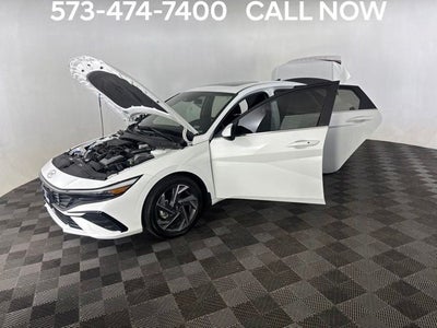 2025 Hyundai Elantra SEL Convenience