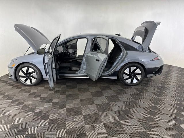 2023 Hyundai IONIQ 6 SE Standard Range RWD