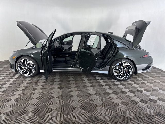 2024 Hyundai IONIQ 6 Limited