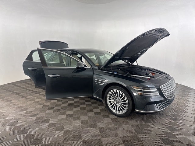 2023 Genesis Electrified G80 Base