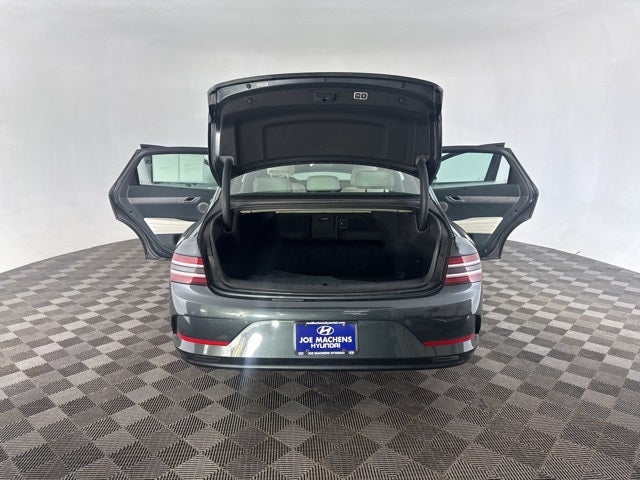 2023 Genesis Electrified G80 Base
