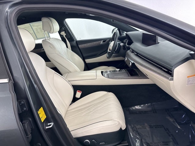 2023 Genesis Electrified G80 Base