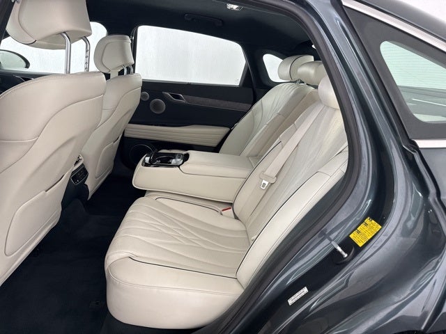 2023 Genesis Electrified G80 Base