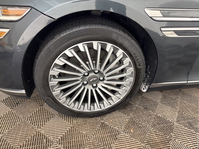 2023 Genesis Electrified G80 Base