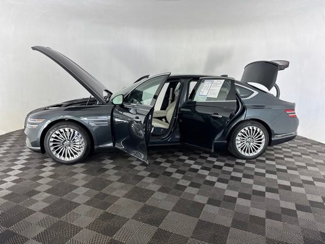 2025 Genesis Electrified G80 Advanced AWD w/ Prestige Pkg