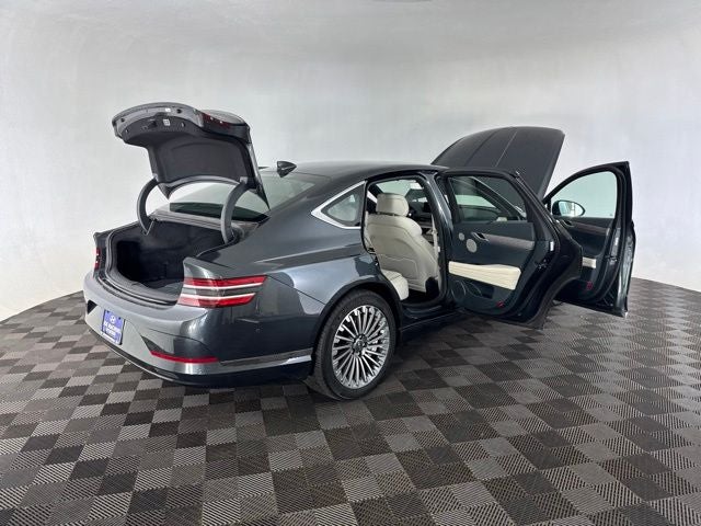 2025 Genesis Electrified G80 Advanced AWD w/ Prestige Pkg
