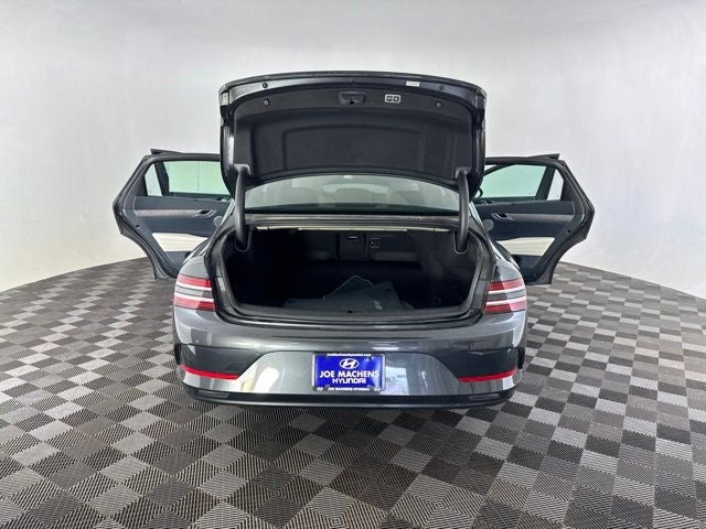 2025 Genesis Electrified G80 Advanced AWD w/ Prestige Pkg